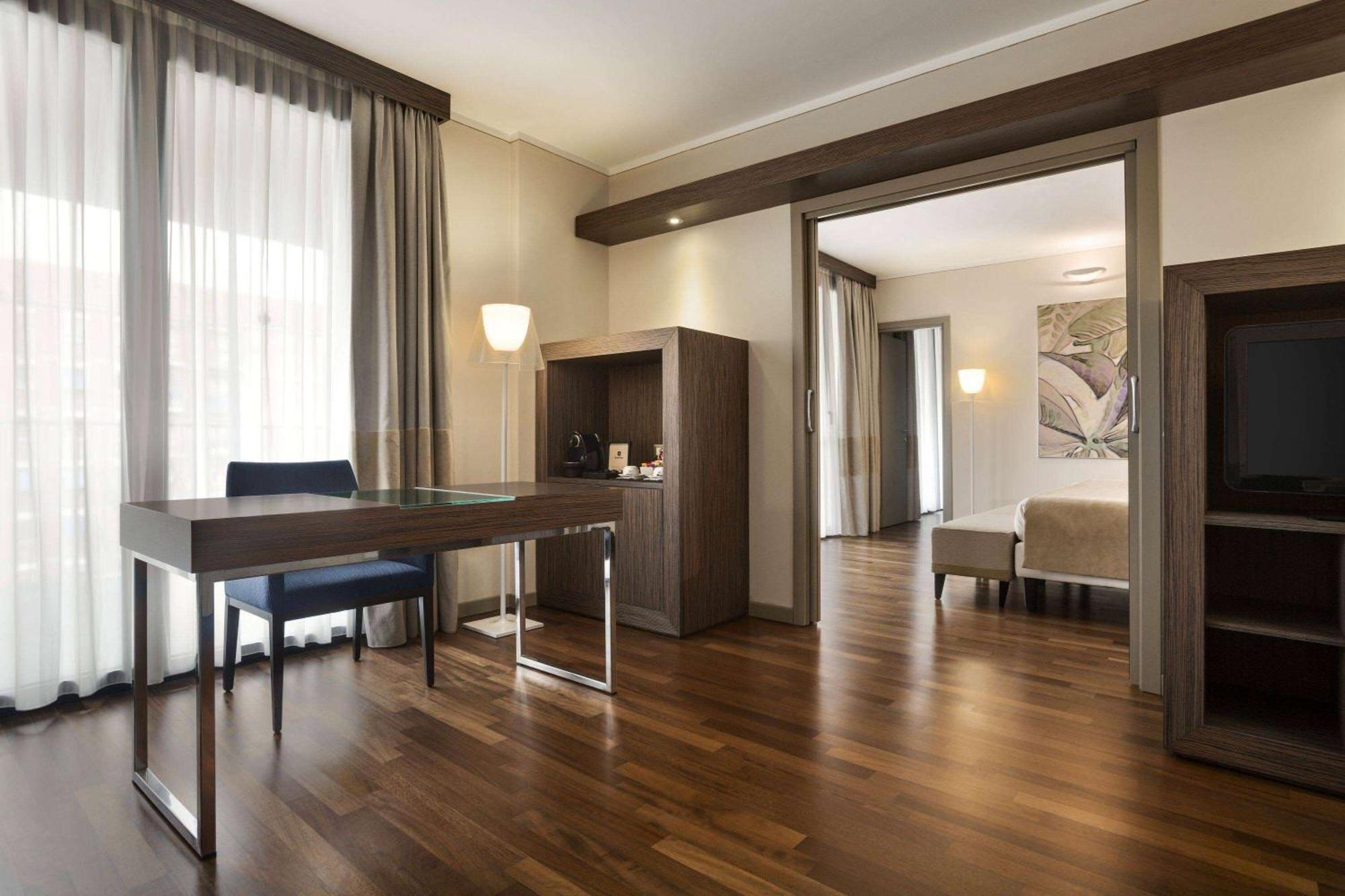 Ramada Plaza By Wyndham Hotel Mailand